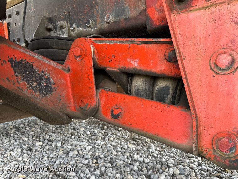 image for item OM9996 1996 Peterbilt  357 dump truck