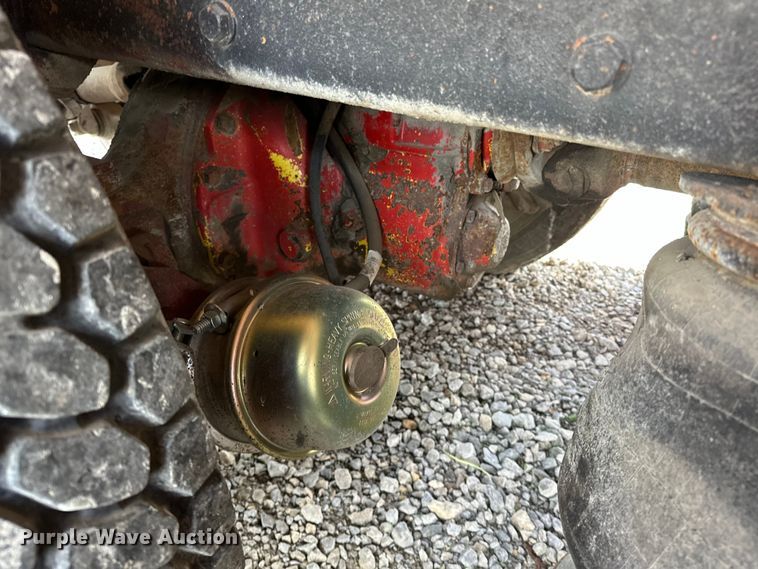 image for item OM9996 1996 Peterbilt  357 dump truck