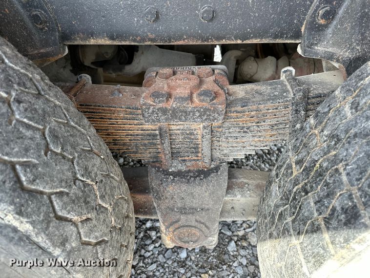 image for item OM9996 1996 Peterbilt  357 dump truck