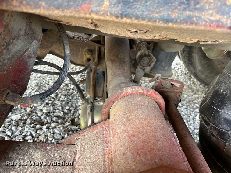 image for item OM9996 1996 Peterbilt  357 dump truck