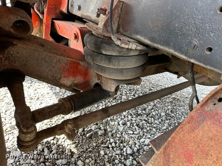 image for item OM9996 1996 Peterbilt  357 dump truck