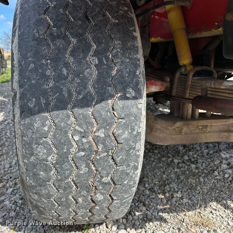 image for item OM9996 1996 Peterbilt  357 dump truck