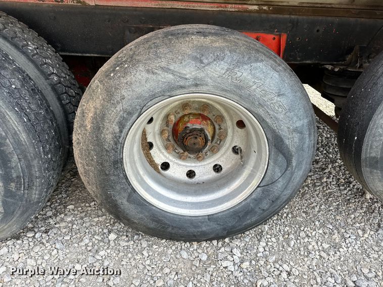 image for item OM9996 1996 Peterbilt  357 dump truck