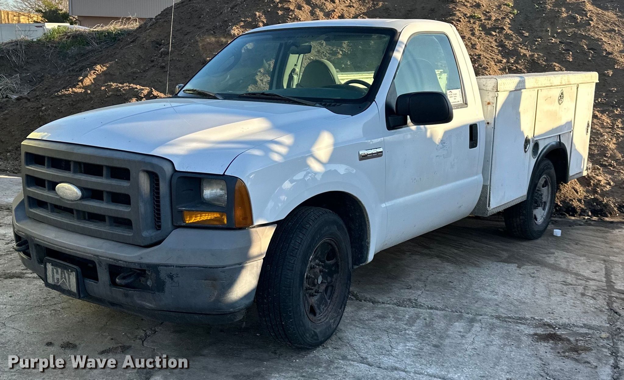 2005 Ford F250 Super Duty utility bed pickup truck in Lenexa, KS | Item ...