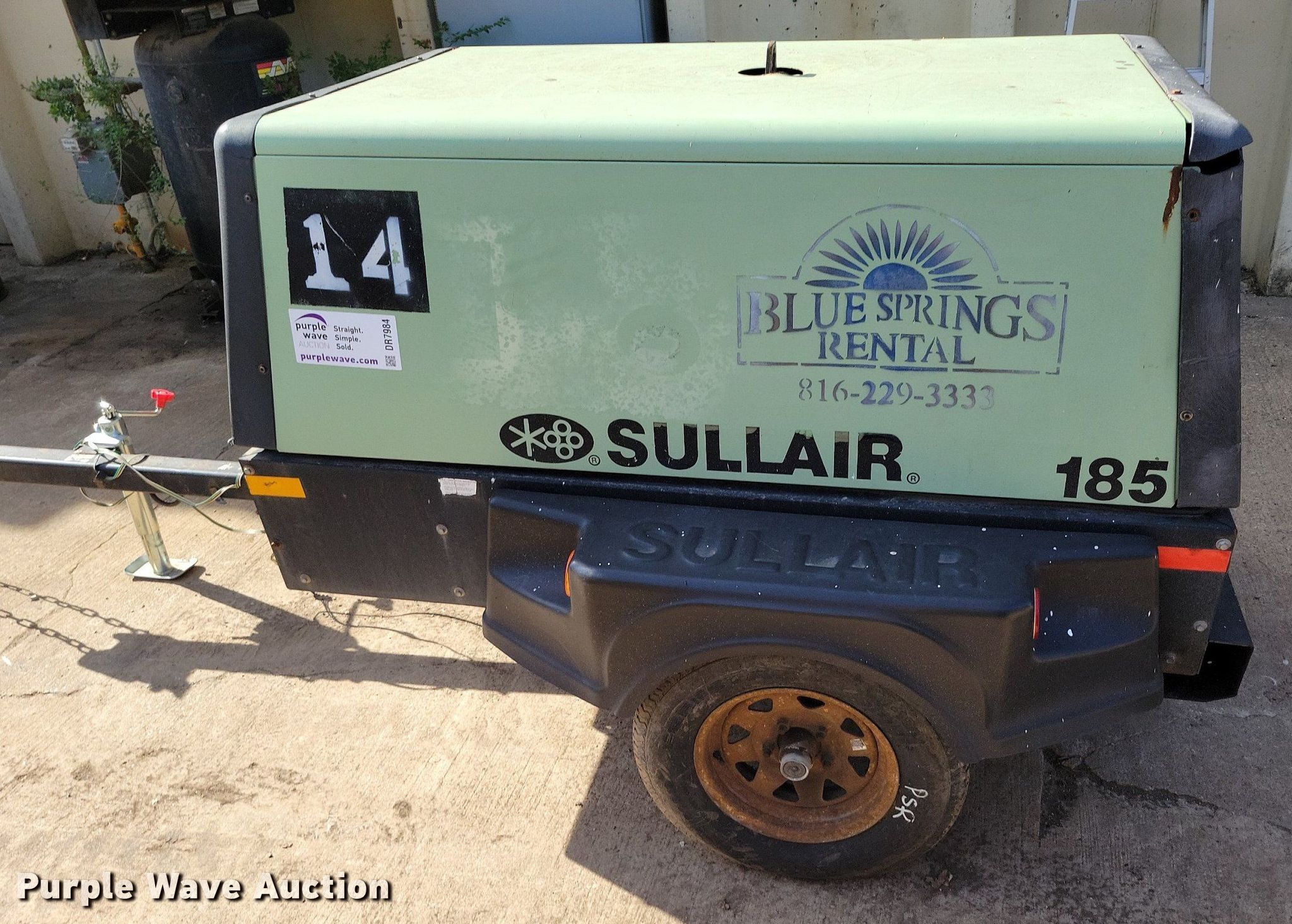 Sullair 185DP0PERK air compressor in Blue Springs, MO Item DR7984 for
