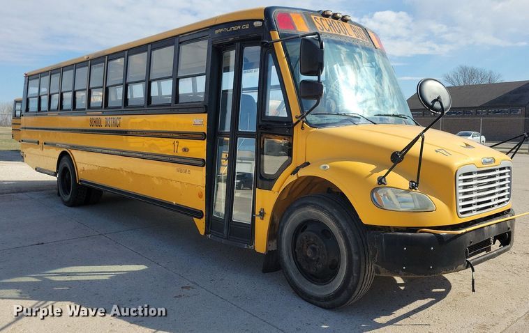 image for item DG0581 2007 Thomas Built school bus