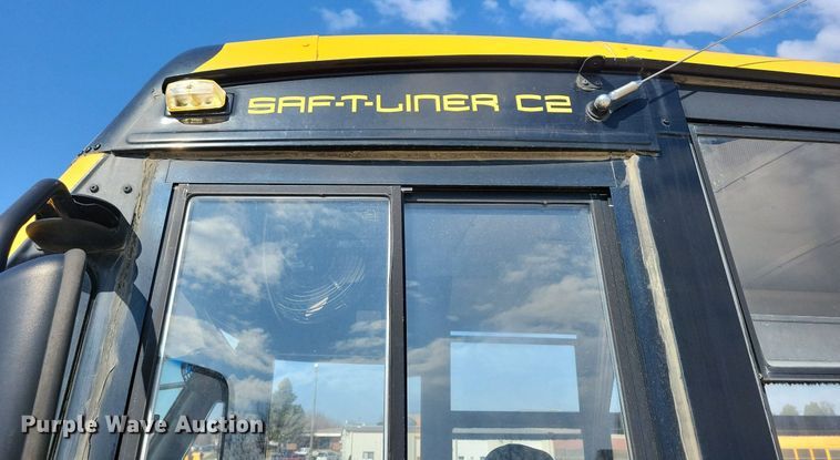 image for item DG0581 2007 Thomas Built school bus