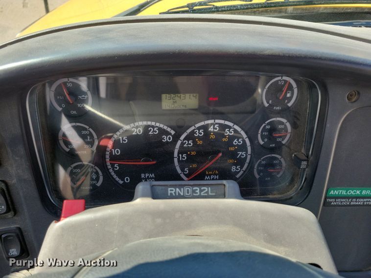 image for item DG0581 2007 Thomas Built school bus