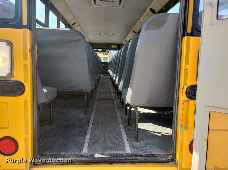 image for item DG0581 2007 Thomas Built school bus