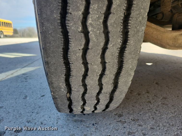 image for item DG0581 2007 Thomas Built school bus