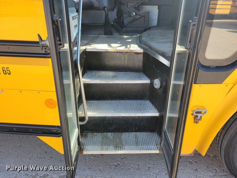 image for item DG0582 2007 Thomas Built school bus