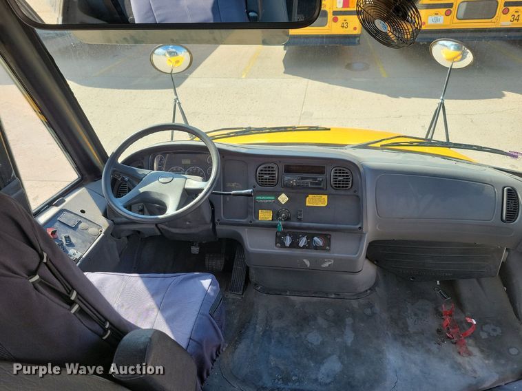 image for item DG0582 2007 Thomas Built school bus