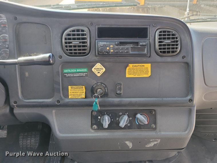 image for item DG0582 2007 Thomas Built school bus