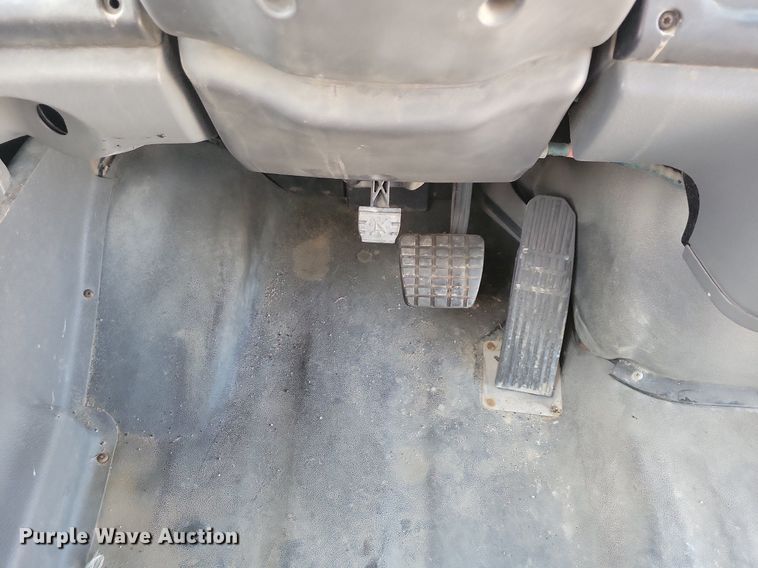 image for item DG0582 2007 Thomas Built school bus