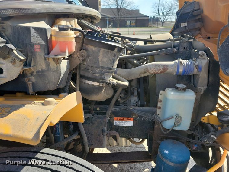 image for item DG0582 2007 Thomas Built school bus