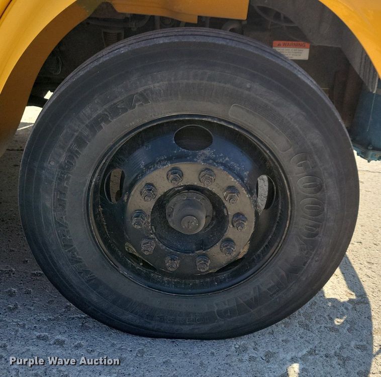 image for item DG0582 2007 Thomas Built school bus