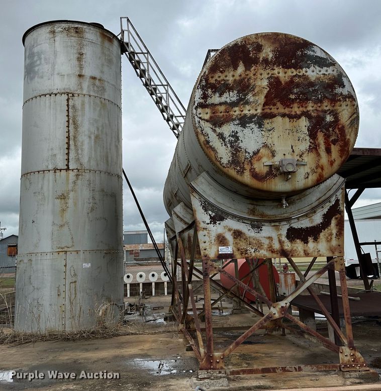 image for item DG4307 (3) Butler fuel tanks