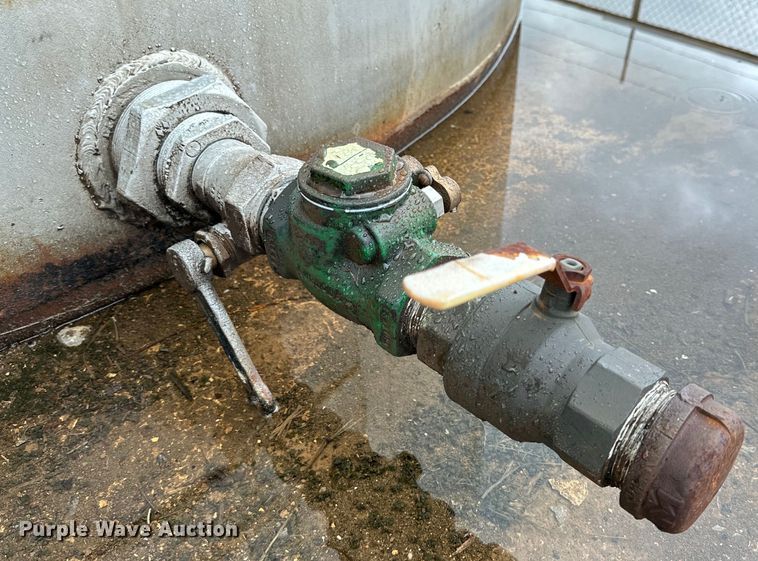 image for item DG4307 (3) Butler fuel tanks