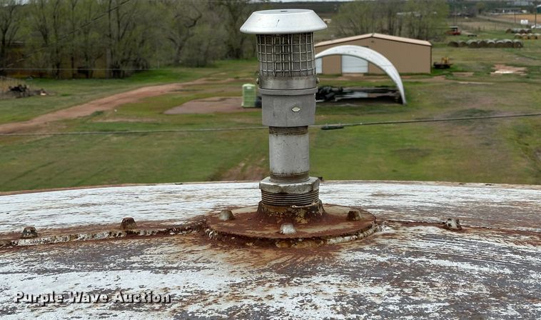 image for item DG4307 (3) Butler fuel tanks