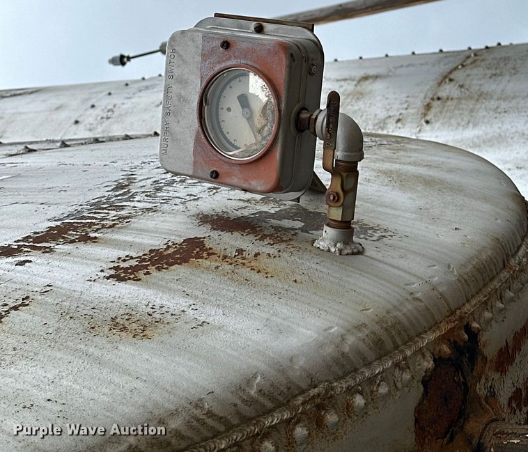 image for item DG4307 (3) Butler fuel tanks