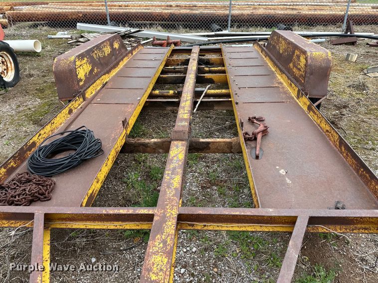 image for item DG4308 1971 Equipment trailer