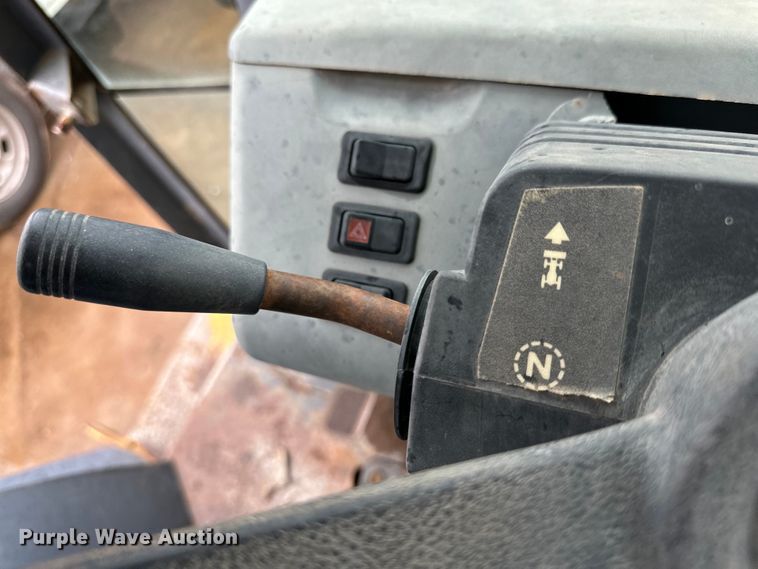 image for item DG4309 1996 Case 580L backhoe