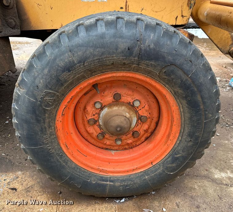 image for item DG4309 1996 Case 580L backhoe