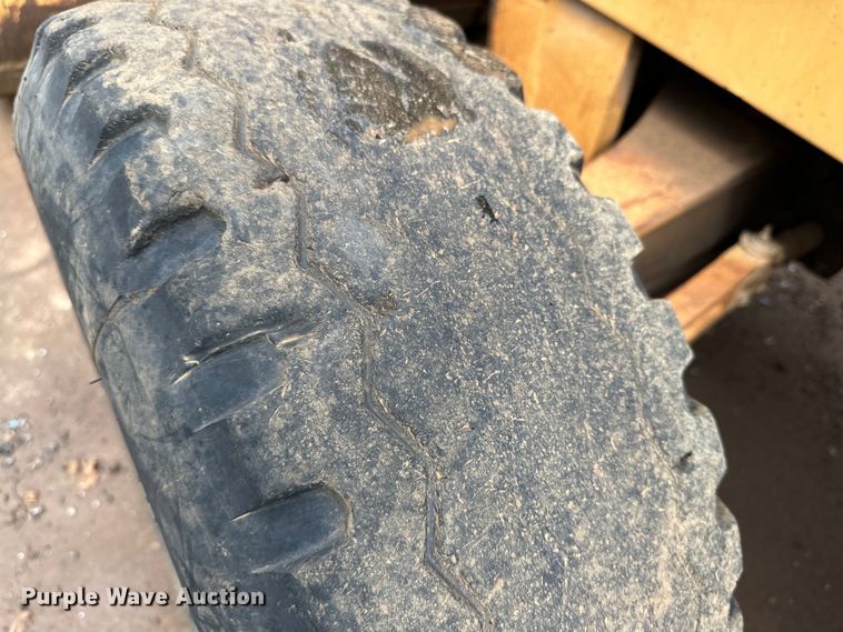 image for item DG4309 1996 Case 580L backhoe