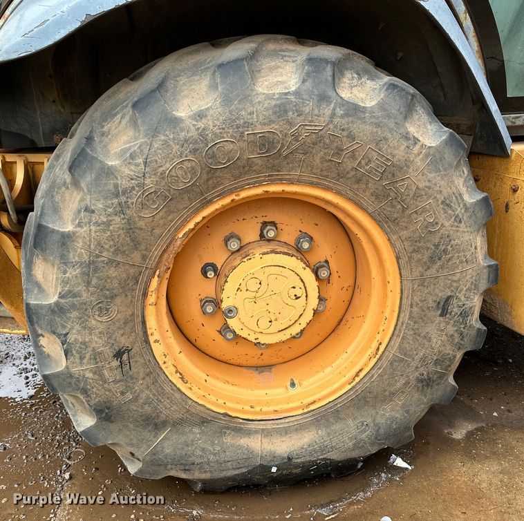 image for item DG4309 1996 Case 580L backhoe