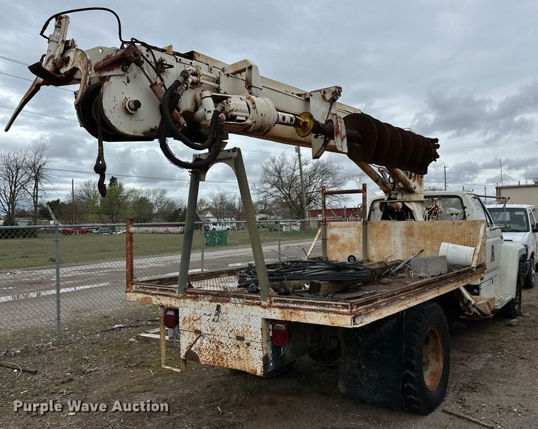 image for item DG4311 1982 Ford F603 digger derrick truck
