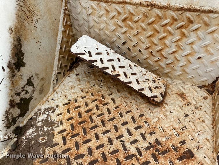 image for item DG4311 1982 Ford F603 digger derrick truck