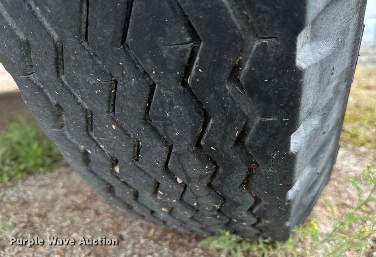 image for item DG4311 1982 Ford F603 digger derrick truck