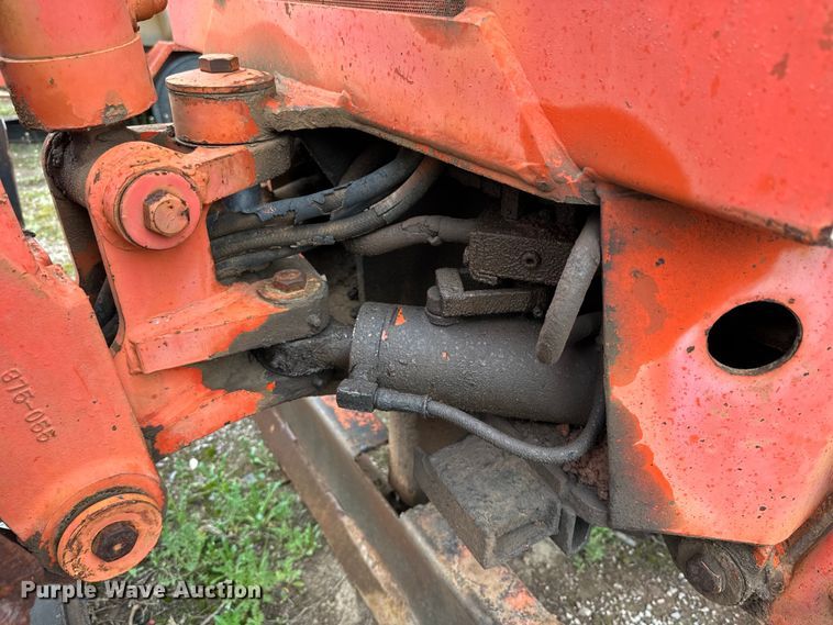 image for item DG4312 Ditch Witch R40 trencher