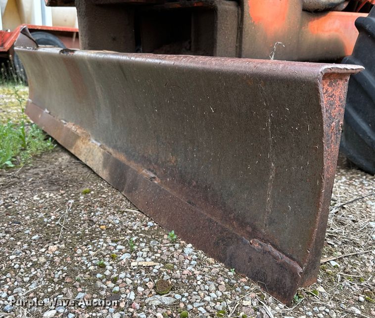 image for item DG4312 Ditch Witch R40 trencher