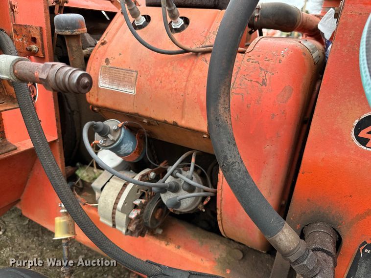 image for item DG4312 Ditch Witch R40 trencher