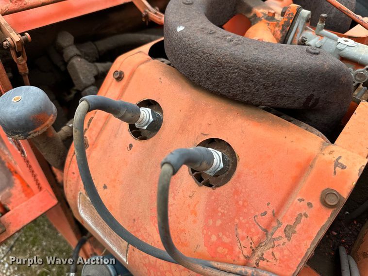 image for item DG4312 Ditch Witch R40 trencher