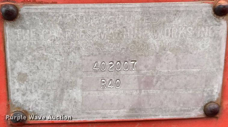 image for item DG4312 Ditch Witch R40 trencher