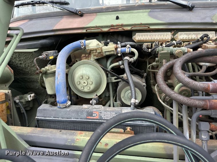 image for item DG4313 1988 Freightliner Unimog emplacement excavator