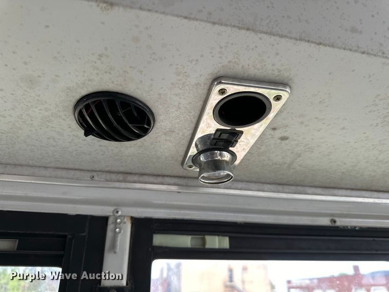 image for item DG4314 1996 Thomas Built school bus