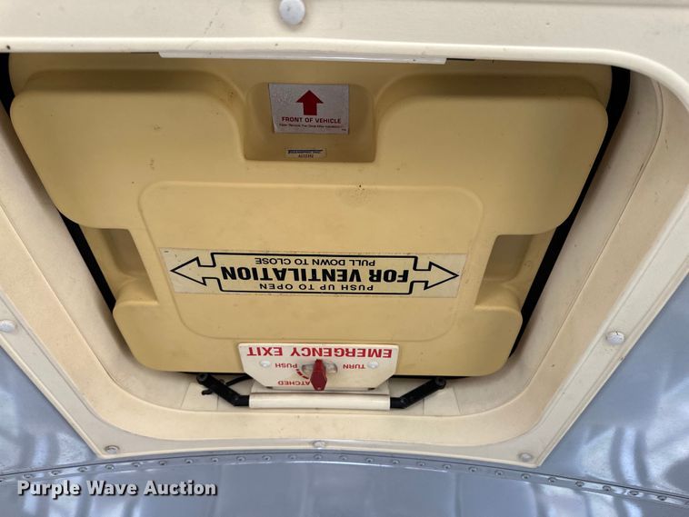 image for item DG4314 1996 Thomas Built school bus