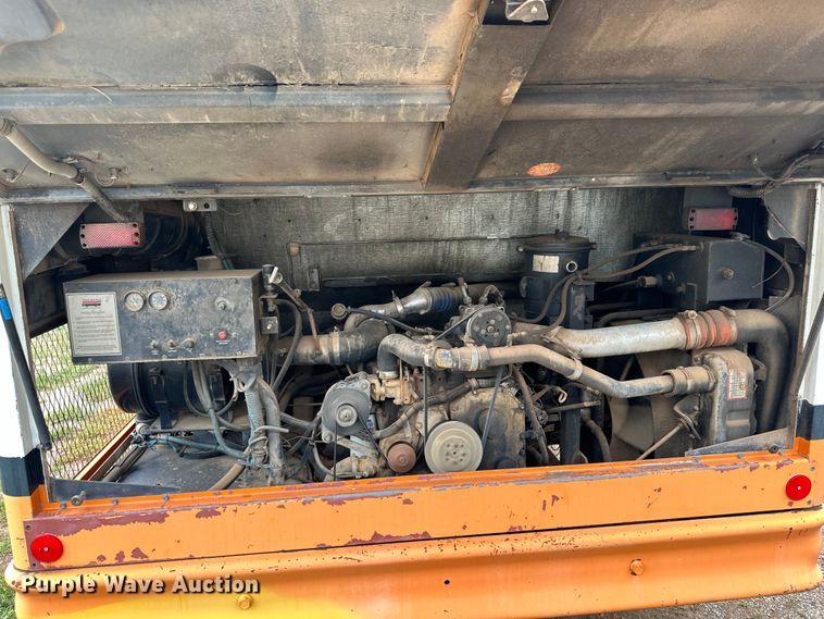 image for item DG4314 1996 Thomas Built school bus