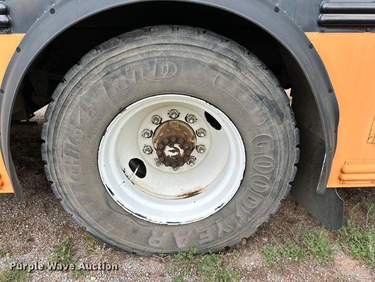 image for item DG4314 1996 Thomas Built school bus