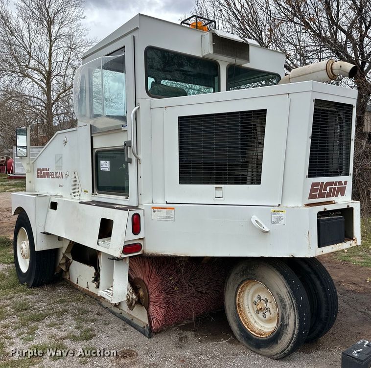 image for item DG4315 Elgin Pelican P sweeper