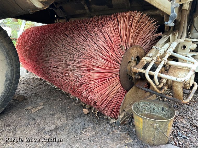 image for item DG4315 Elgin Pelican P sweeper