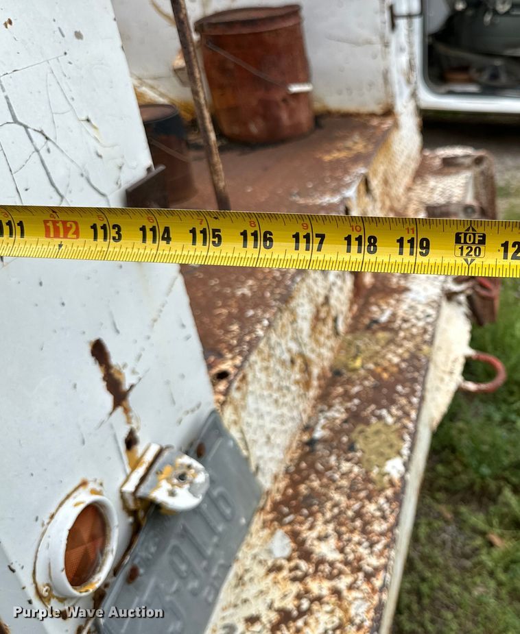 image for item DG4316 1968 Ford 600 bucket truck