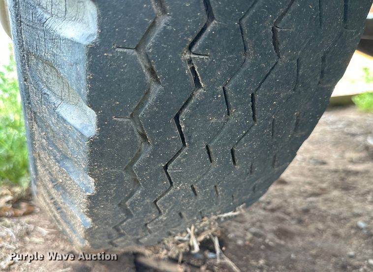 image for item DG4316 1968 Ford 600 bucket truck