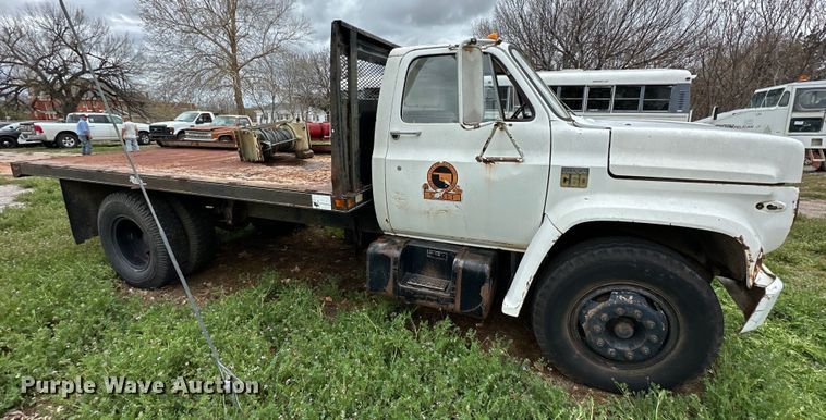 image for item DG4317 1979 Chevrolet C60 flatbed truck
