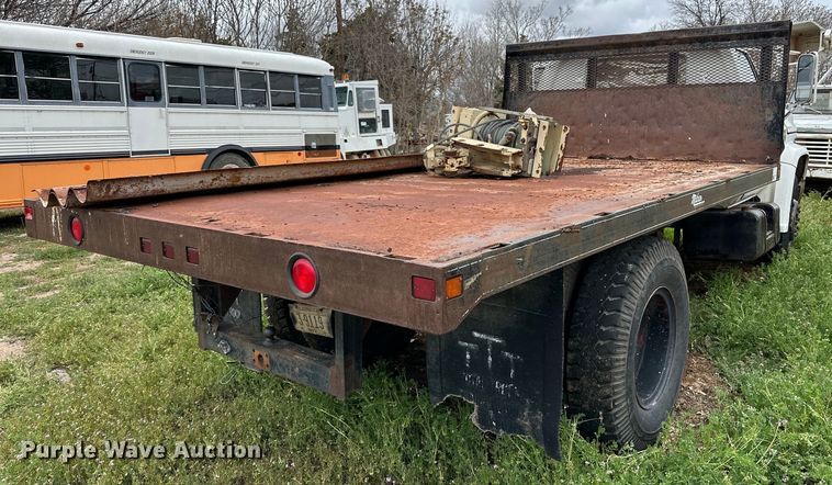 image for item DG4317 1979 Chevrolet C60 flatbed truck
