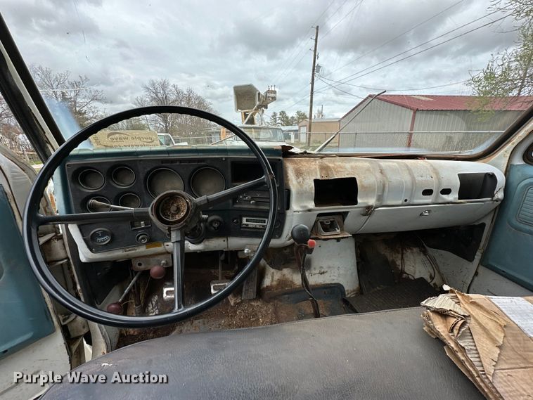 image for item DG4317 1979 Chevrolet C60 flatbed truck