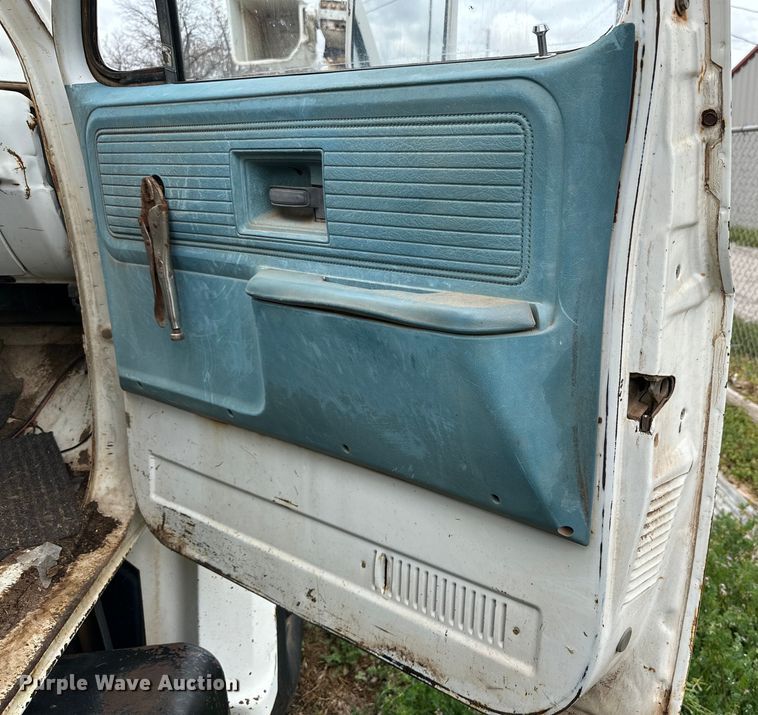 image for item DG4317 1979 Chevrolet C60 flatbed truck